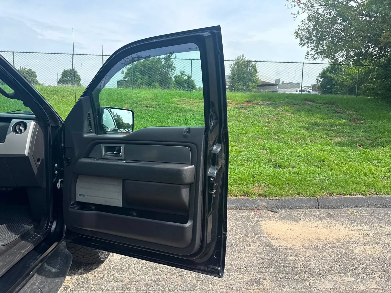 Used 2013 Ford F150 Raptor w/ Luxury Equipment Group AWD/4WD image 13