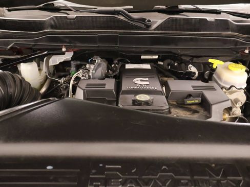 Used 2019 RAM 3500 Tradesman AWD/4WD image 18