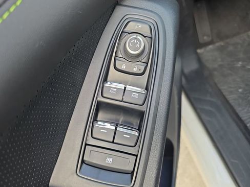 Used 2025 Subaru Ascent Bronze Edition w/ Onyx Package image 14