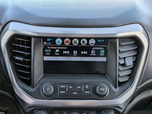 Used 2018 GMC Acadia SLT image 18