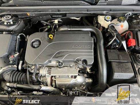 Used 2025 Chevrolet Malibu LS FWD image 42