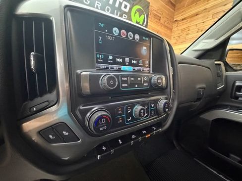 Used 2018 Chevrolet Silverado 1500 LT w/ Midnight Edition AWD/4WD image 21