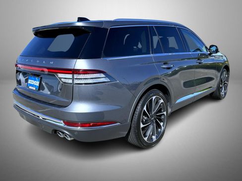 Used 2025 Lincoln Aviator Reserve w/ Equipment Group 201A AWD/4WD image 5