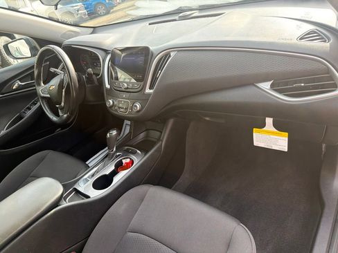 Used 2019 Chevrolet Malibu RS w/ LPO, Convenience Package 1 FWD image 21
