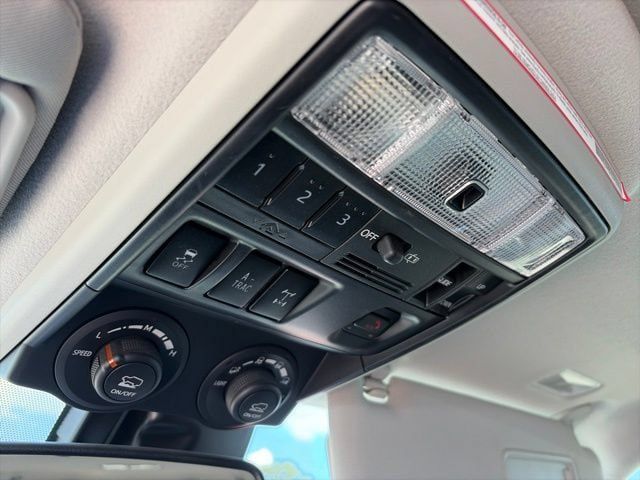 Used 2023 Toyota 4Runner TRD Off-Road Premium w/ Off Road Premium Plus Package AWD/4WD image 15