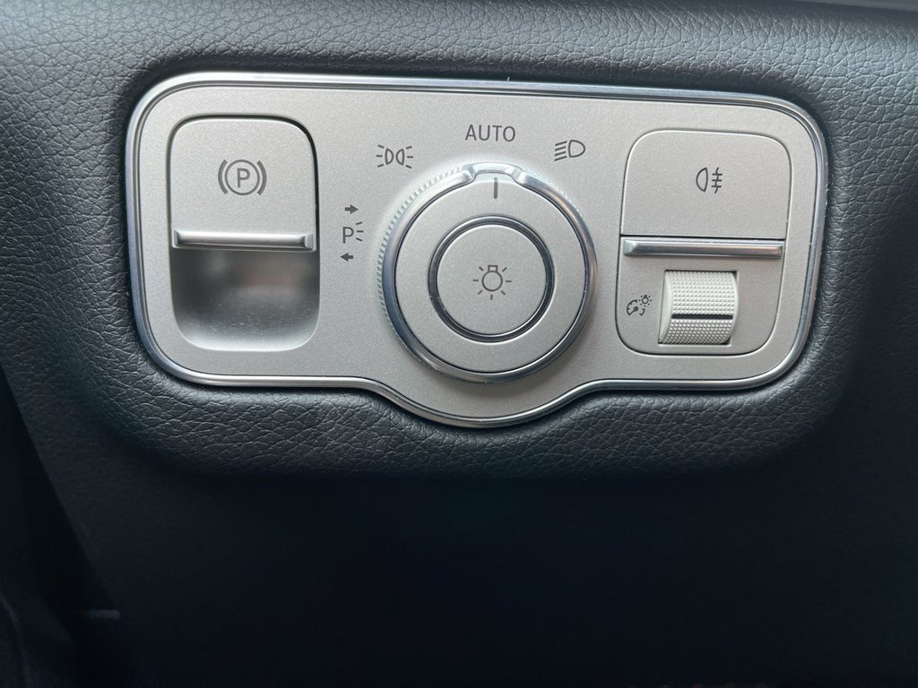 Used 2020 Mercedes-Benz GLS 450 4MATIC image 28