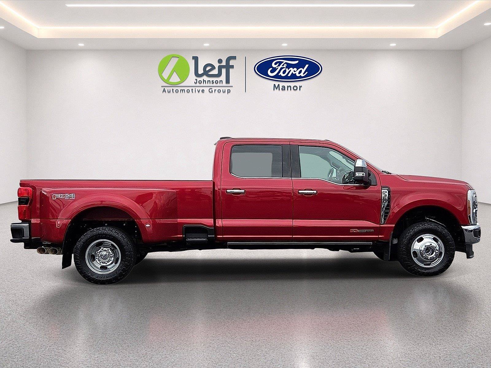 Used 2023 Ford F350 Lariat w/ Lariat Ultimate Package AWD/4WD image 8