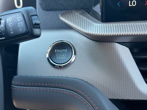 Certified 2025 Ford Explorer Active image 30