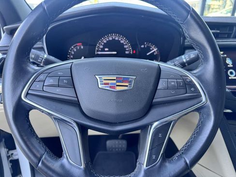 Used 2018 Cadillac XT5 FWD w/ LPO, Wheel Lock Package image 42