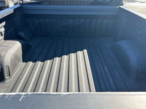 Used 2022 Chevrolet Silverado 1500 Custom Trail Boss w/ Midnight Edition image 22