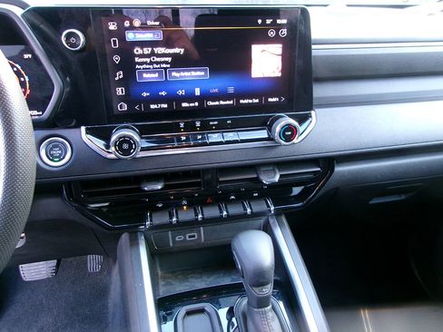 Used 2024 Chevrolet Colorado W/T w/ WT Convenience Package II image 12