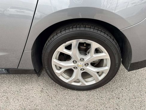 Used 2018 Chevrolet Volt Premier image 6
