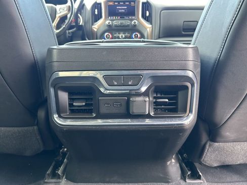 Used 2020 Chevrolet Silverado 1500 High Country w/ Technology Package AWD/4WD image 31