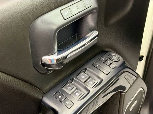 Used 2014 GMC Sierra 1500 SLT AWD/4WD image 18