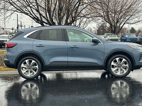 Certified 2025 Ford Escape Platinum image 8