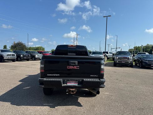 Used 2017 GMC Sierra 3500 Denali w/ Duramax Plus Package AWD/4WD image 4