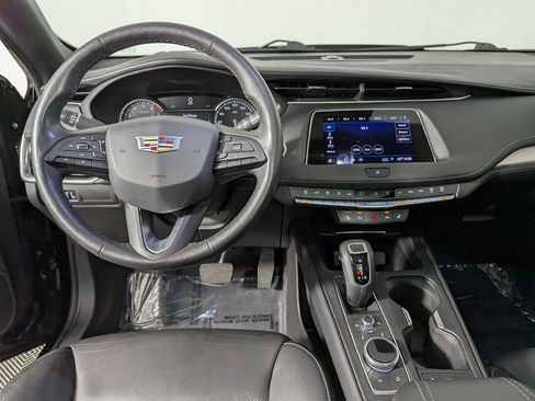 Used 2019 Cadillac XT4 Premium Luxury w/ Cold Weather Package image 20