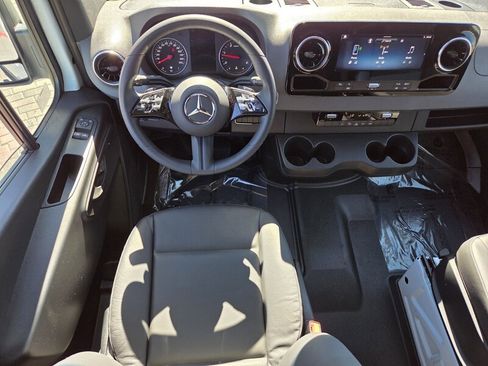 New 2026 Mercedes-Benz Sprinter 3500 image 18