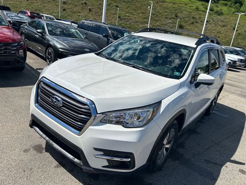 Used 2019 Subaru Ascent Premium w/ Popular Package #3 AWD/4WD image 8