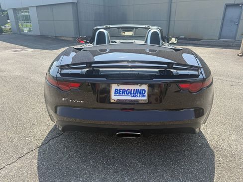 Used 2020 Jaguar F-TYPE Convertible RWD image 5