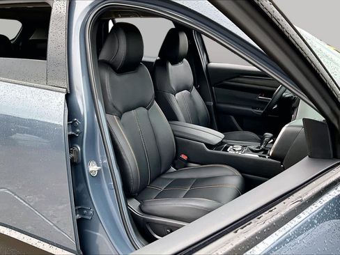 Used 2024 MAZDA CX-50 AWD 2.5 S w/ Premium Plus Pkg image 9