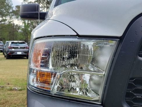 Used 2019 RAM 1500 Tradesman w/ Power & Remote Entry Group image 10