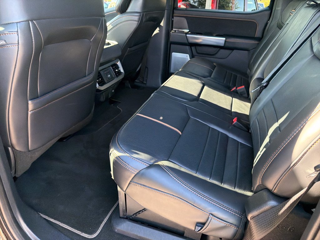 Used 2024 Ford F250 Platinum AWD/4WD image 34