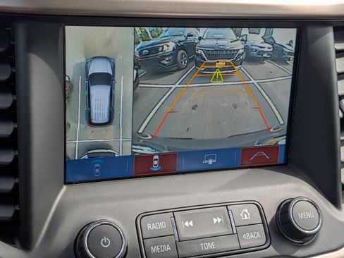 Used 2018 GMC Acadia Denali w/ Technology Package AWD/4WD image 27