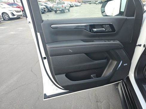 New 2026 Chevrolet Tahoe RST image 37