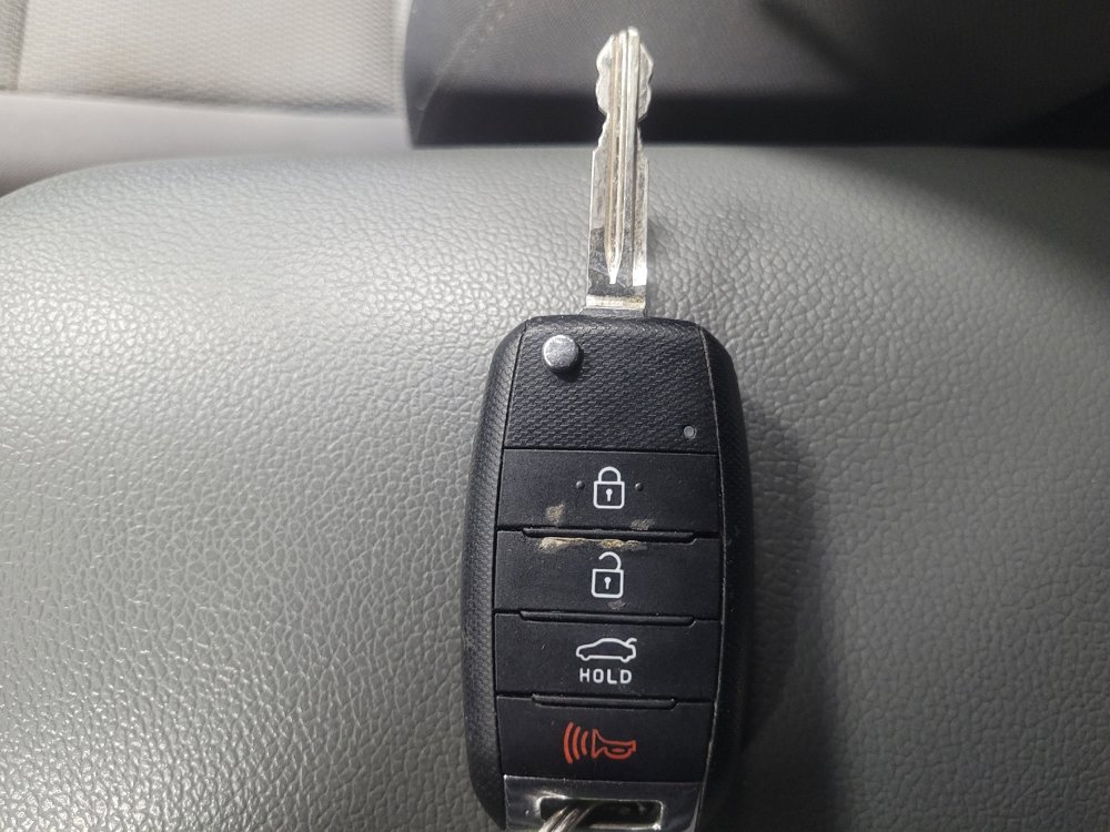 Used 2017 Kia Forte LX FWD image 32