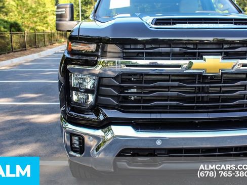 Used 2025 Chevrolet Silverado 3500 LT w/ Safety Package AWD/4WD image 11