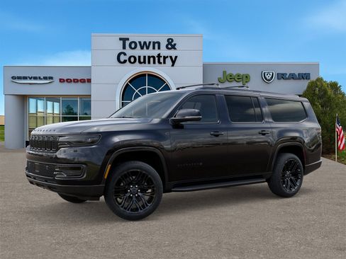 New 2025 Jeep Wagoneer L Series II w/ Convenience Group I image 2