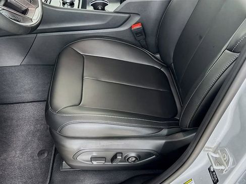 New 2025 Jeep Grand Cherokee L Limited w/ Trailer Tow Package image 22