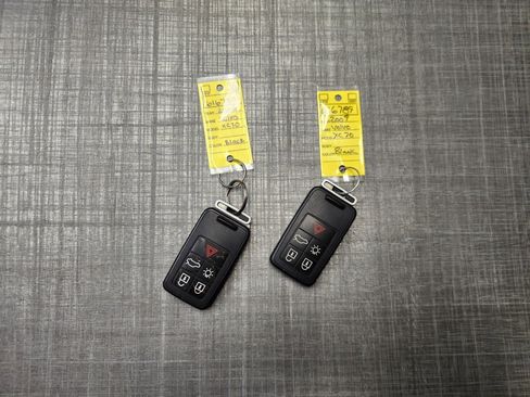 Used 2009 Volvo XC70 T6 image 19