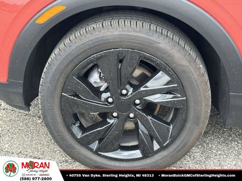 Certified 2024 Buick Encore GX Preferred FWD image 8
