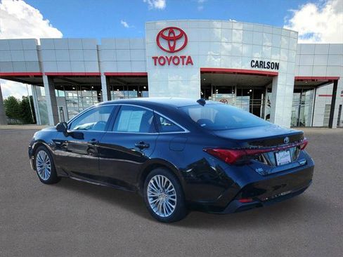 Certified 2020 Toyota Avalon Limited image 6