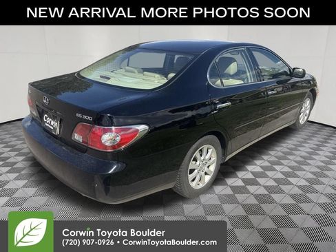 Used 2002 Lexus ES 330 FWD image 8