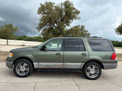 Used 2003 Ford Expedition XLT RWD image 19