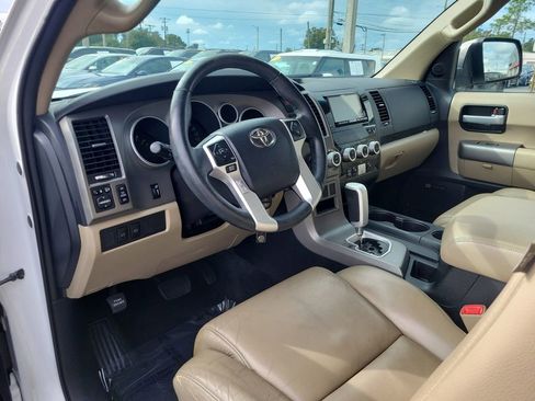 Used 2015 Toyota Sequoia Limited image 21