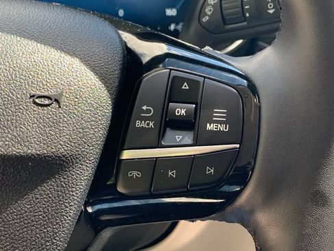 Used 2023 Ford Escape Platinum AWD/4WD image 32