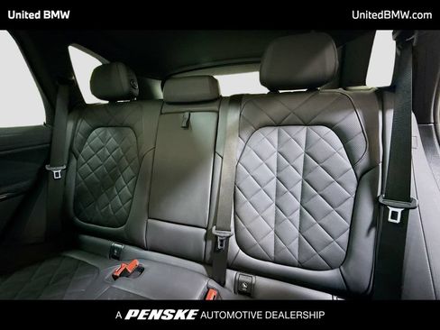 Used 2024 BMW X5 xDrive40i w/ Parking Assistance Package AWD/4WD image 13