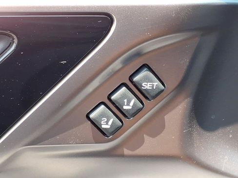 Certified 2023 Subaru Outback Limited AWD/4WD image 40