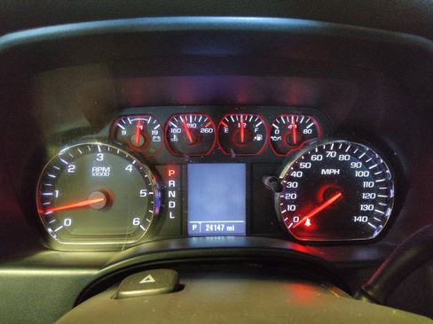 Used 2018 Chevrolet Silverado 1500 W/T w/ Trailering Package image 23