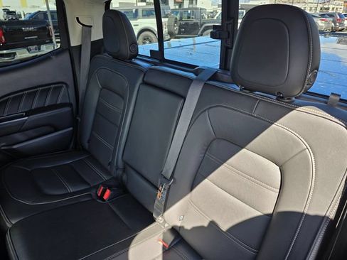 Used 2021 GMC Canyon Denali AWD/4WD image 16