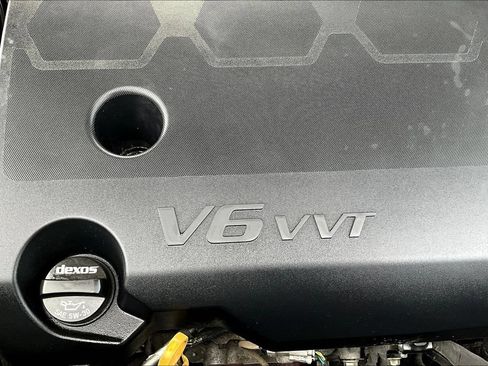 Used 2020 Chevrolet Traverse High Country w/ LPO, Floor Liner Package AWD/4WD image 33