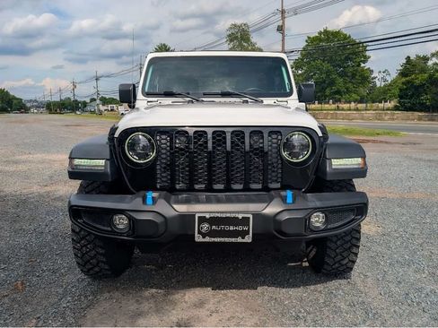 Used 2023 Jeep Wrangler Unlimited w/ Cold Weather Group AWD/4WD image 3