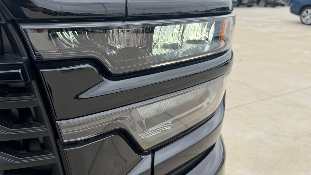 New 2026 RAM 3500 Big Horn AWD/4WD image 20