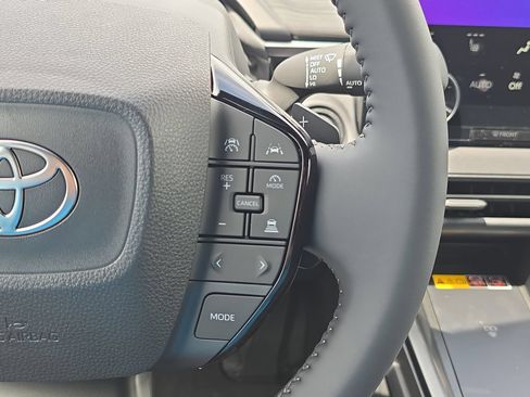 New 2026 Toyota C-HR AWD/4WD image 18
