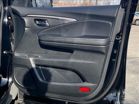 Used 2023 Honda Ridgeline RTL image 12