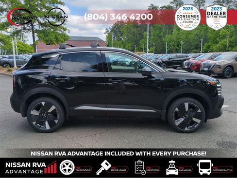 New 2025 Nissan Kicks SR image 4